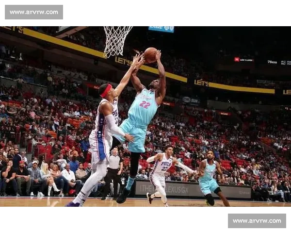 步行者对决热火直播解析赛前前瞻与关键球员看点战术走势与胜负预测