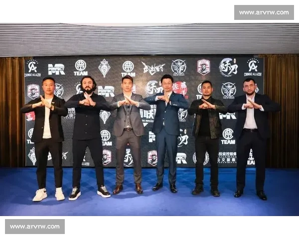 佐藤嘉洋对决方便中日格斗巅峰之战背后的技术与意志较量传奇篇章 佐藤嘉洋对决方便中日格斗巅峰之战背后的技术与意志较量传奇篇章